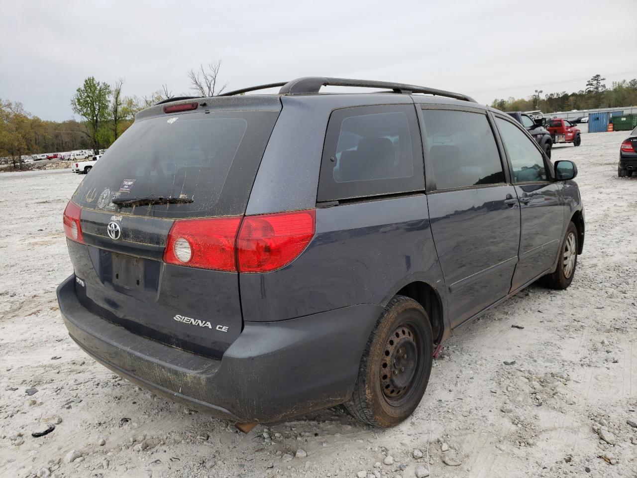Photo 4 from auction – 2006 TOYOTA SIENNA CE with VIN 5TDZA23C76S498404