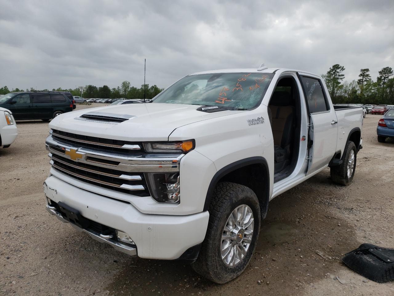 Photo 2 from auction – 2021 CHEVROLET SILVERADO with VIN 1GC4YREY9MF238557