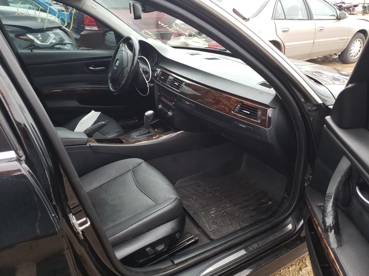 Photo 5 from auction – 2010 BMW 335 D with VIN WBAPN7C55AA778576