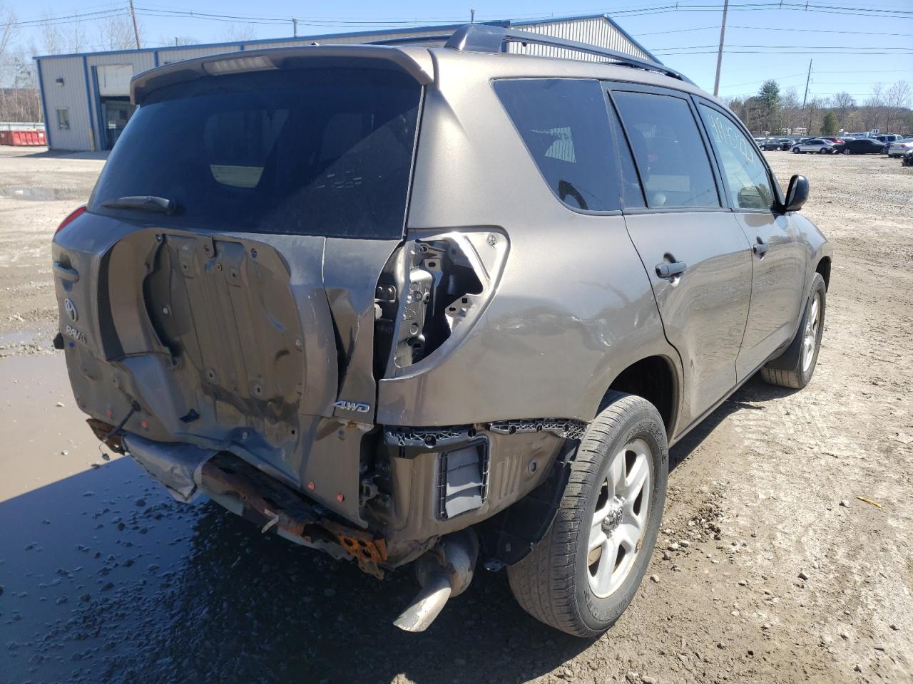 Photo 4 from auction – 2011 TOYOTA RAV4 with VIN 2T3BK4DV2BW049974