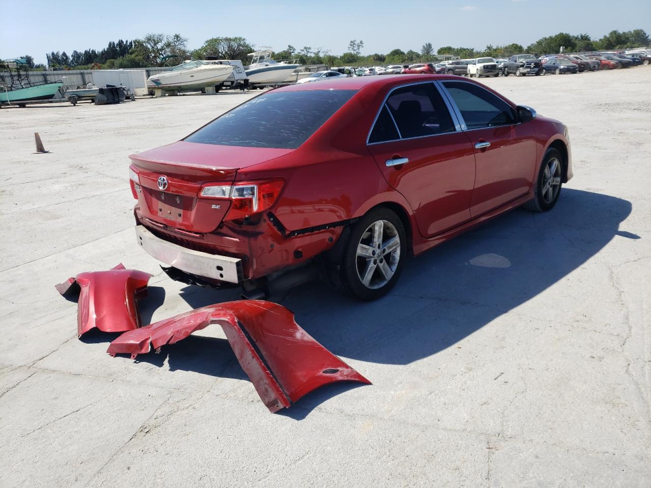 Photo 4 from auction – 2014 TOYOTA CAMRY L with VIN 4T1BF1FK6EU866142