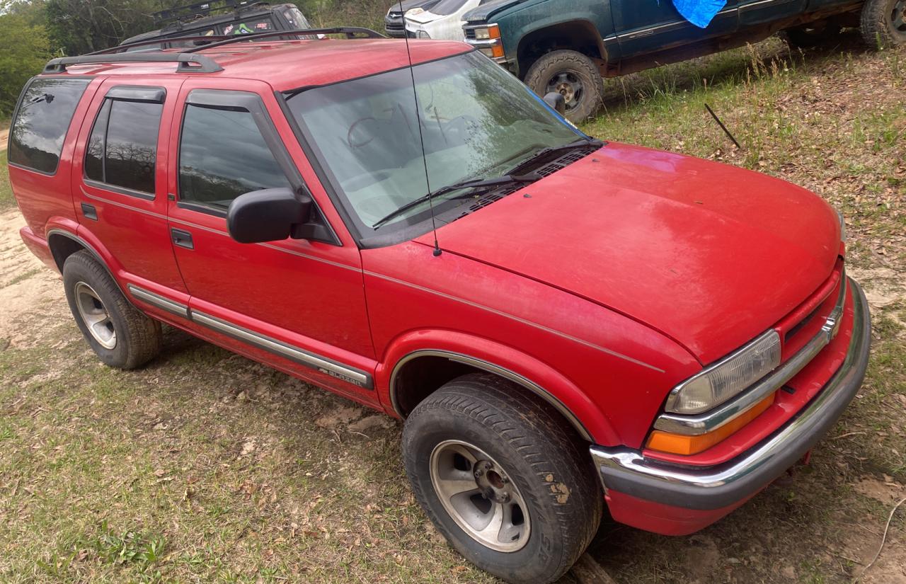 CHEVROLET BLAZER 2001 with VIN 1GNDT13W412194382 - Photo from auction