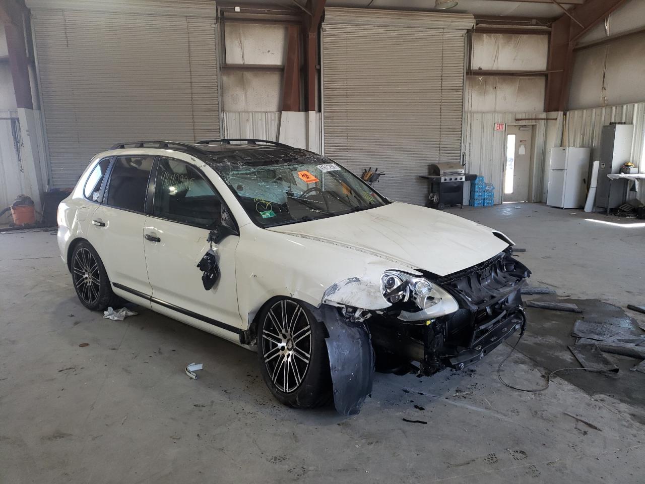 PORSCHE CAYENNE S 2005 with VIN WP1AB29P45LA65013 - Photo from auction