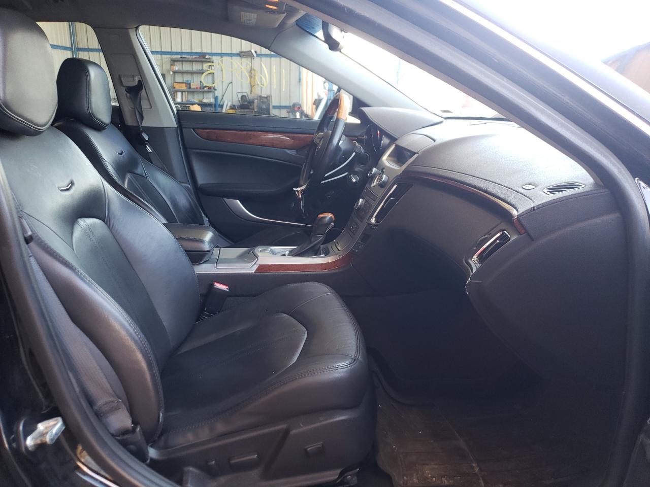 Photo 5 from auction – 2011 CADILLAC CTS PREMIU with VIN 1G6DS8ED4B0152262