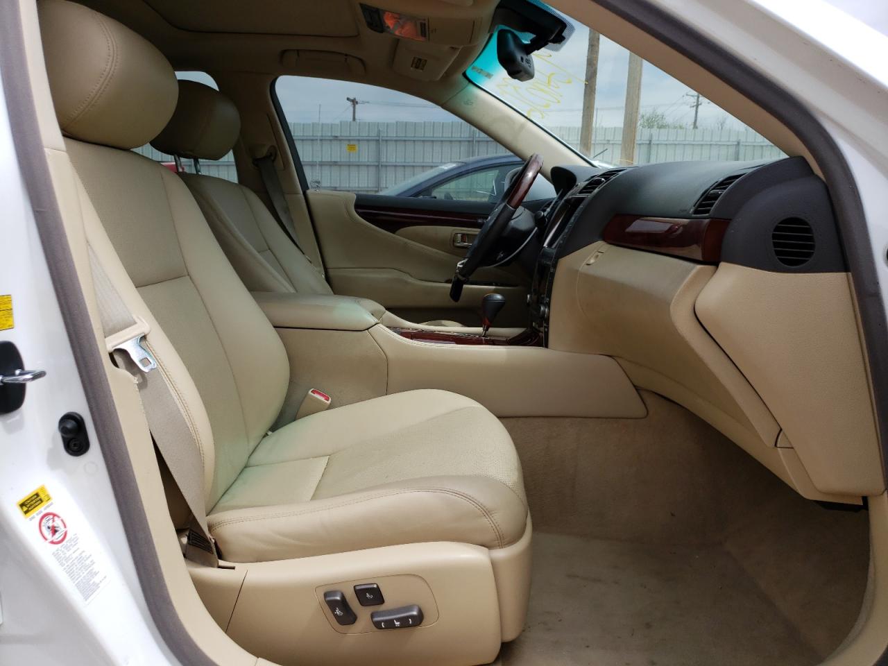 Photo 5 from auction – 2008 LEXUS LS 460 with VIN JTHBL46FX85057547