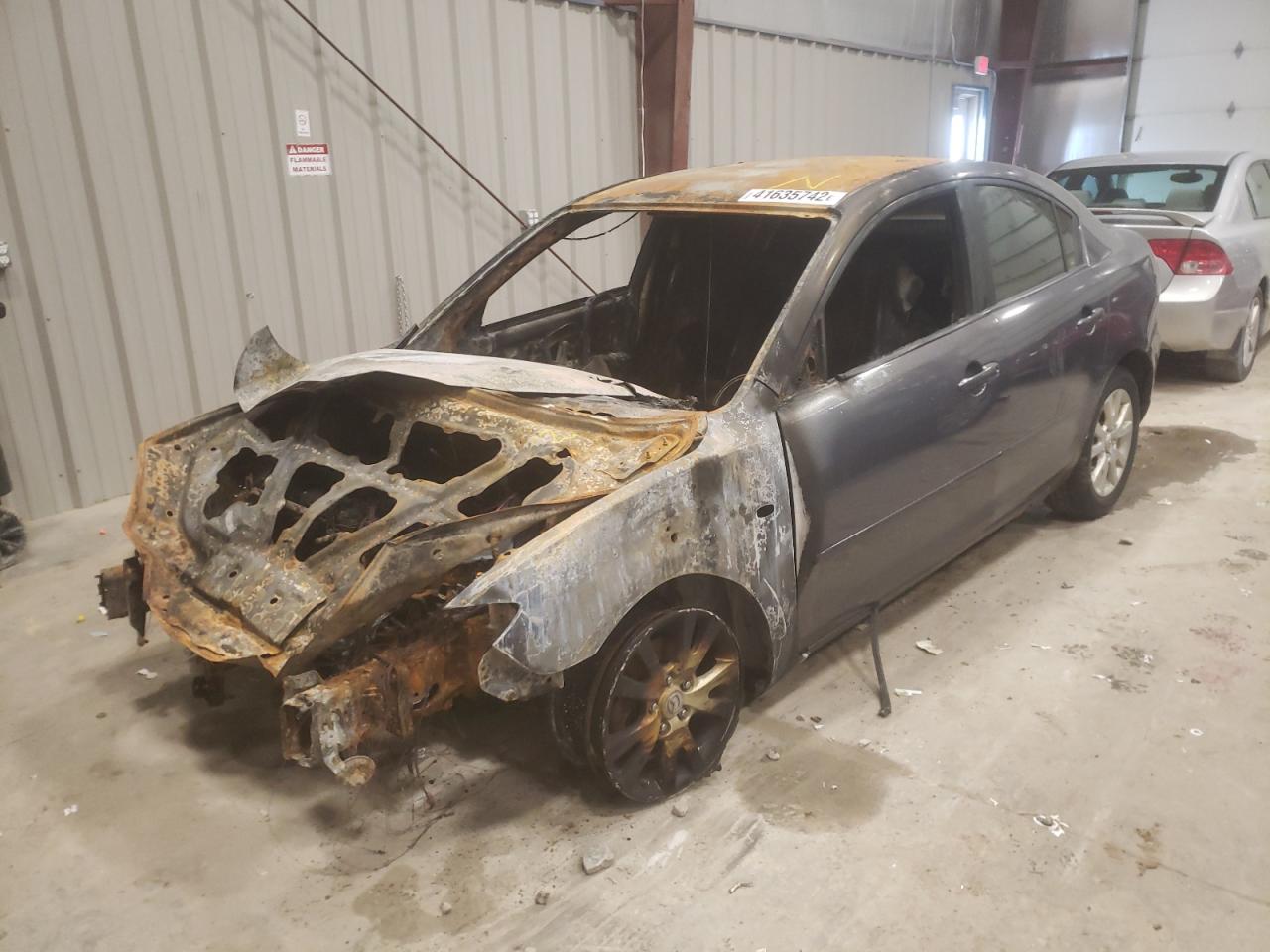 Photo 2 from auction – 2007 MAZDA 3 I with VIN JM1BK12F771636641