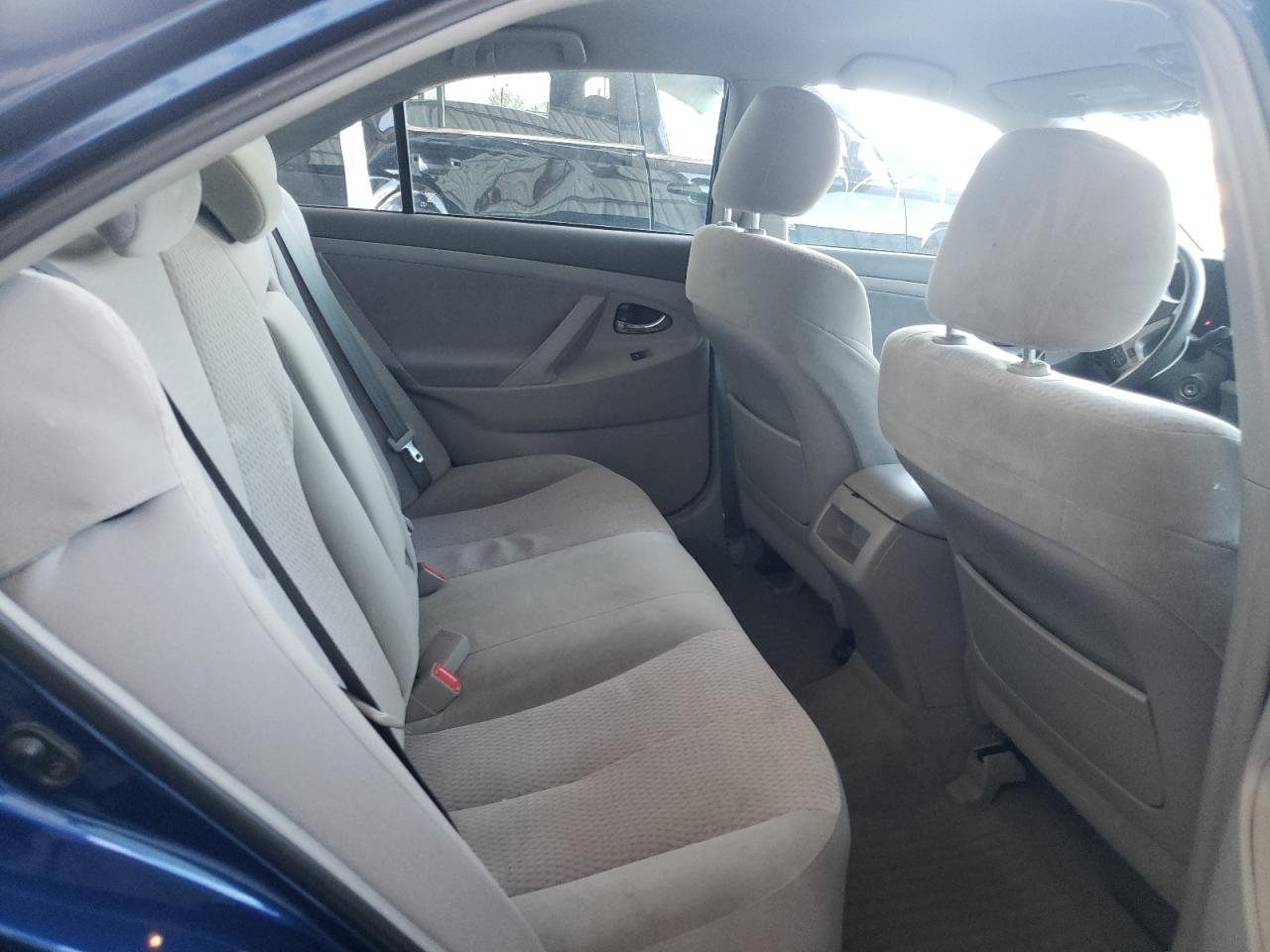 Photo 6 from auction – 2010 TOYOTA CAMRY BASE with VIN 4T1BF3EK2AU567688