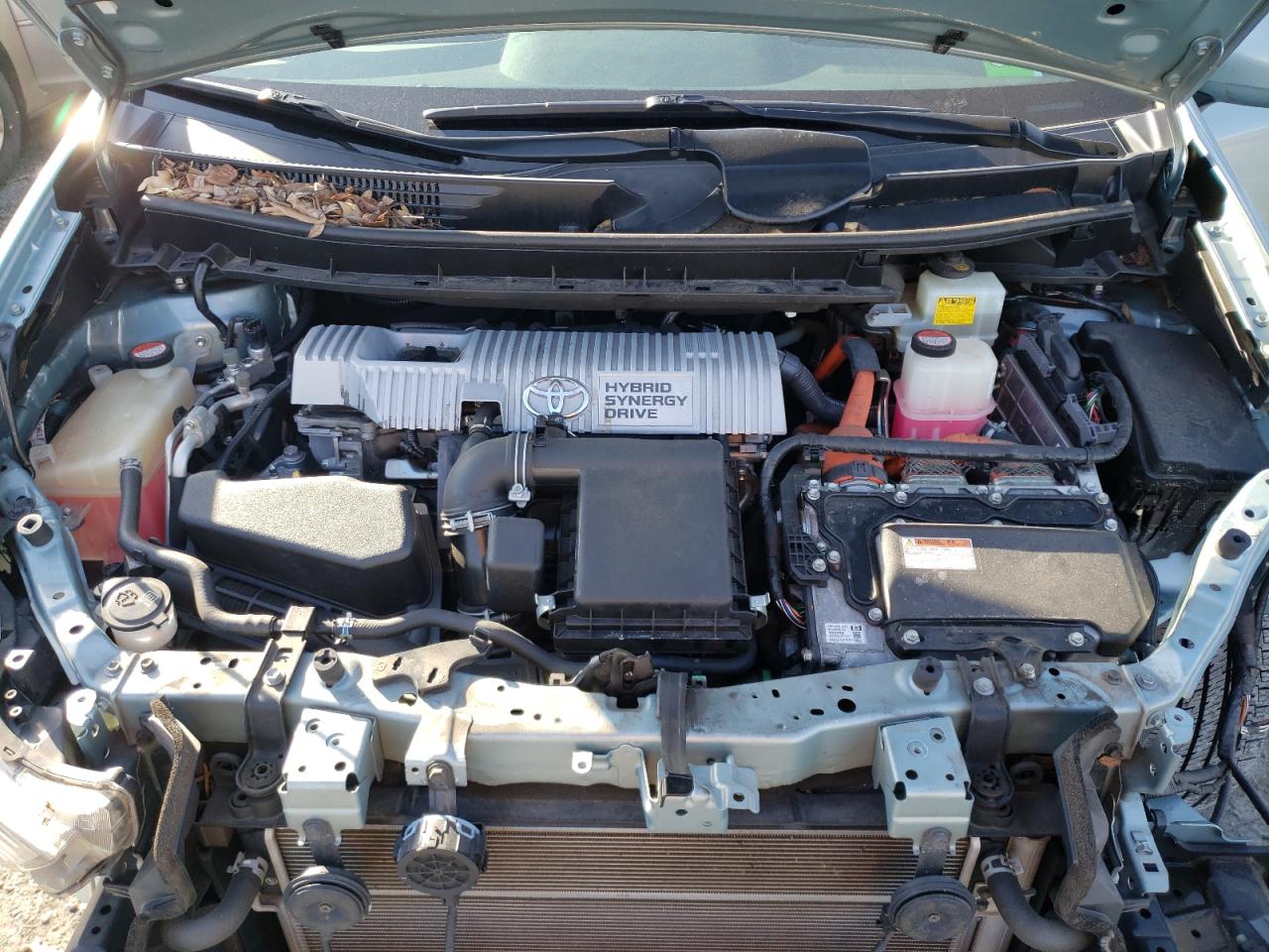 Photo 7 from auction – 2015 TOYOTA PRIUS V with VIN JTDZN3EU4FJ036184