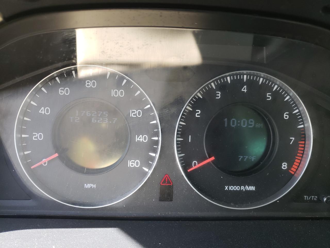 Photo 8 from auction – 2008 VOLVO XC70 with VIN YV4BZ982X81008943
