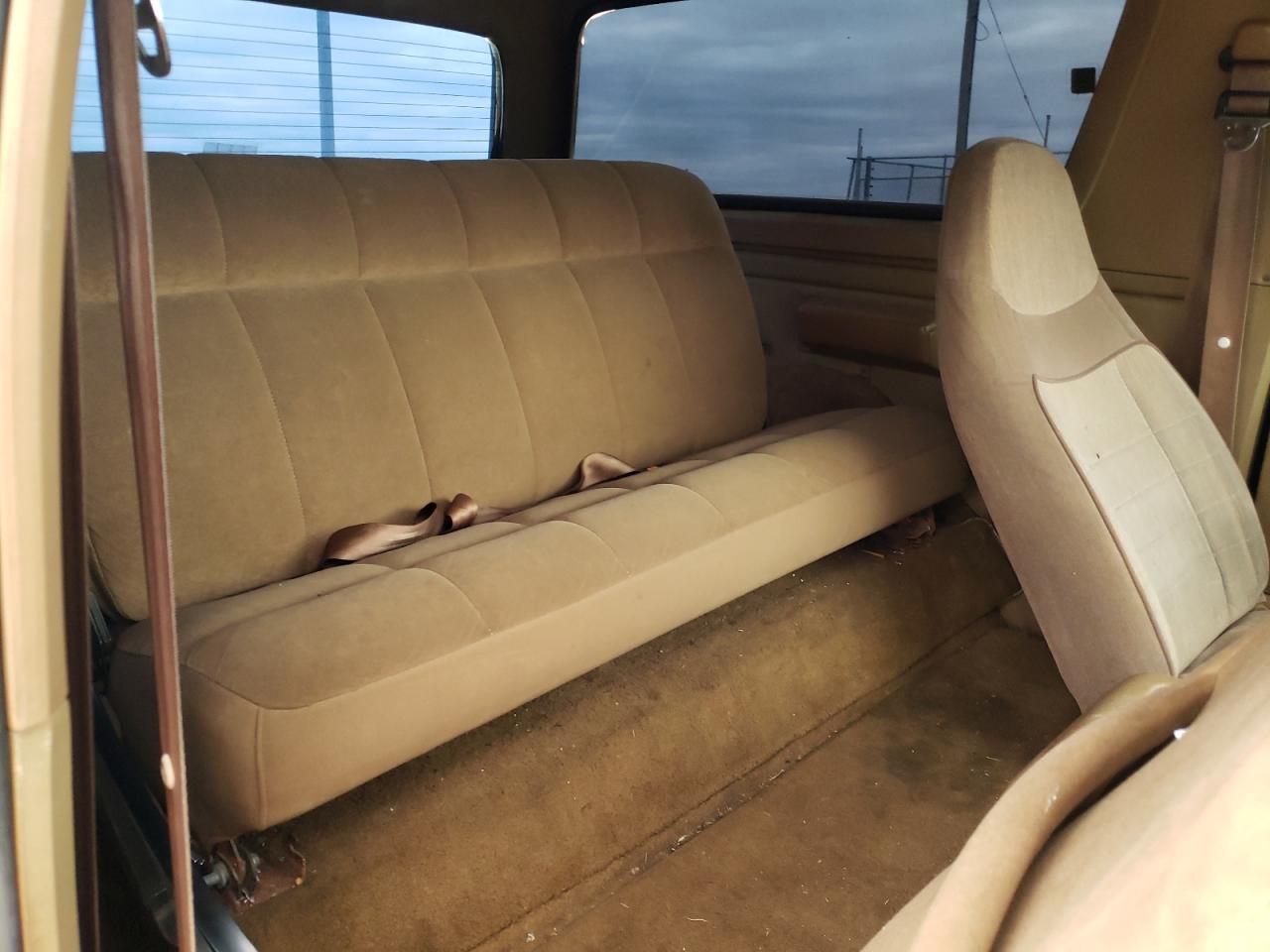 Photo 6 from auction – 1990 FORD BRONCO U10 with VIN 1FMEU15H8LLA92763