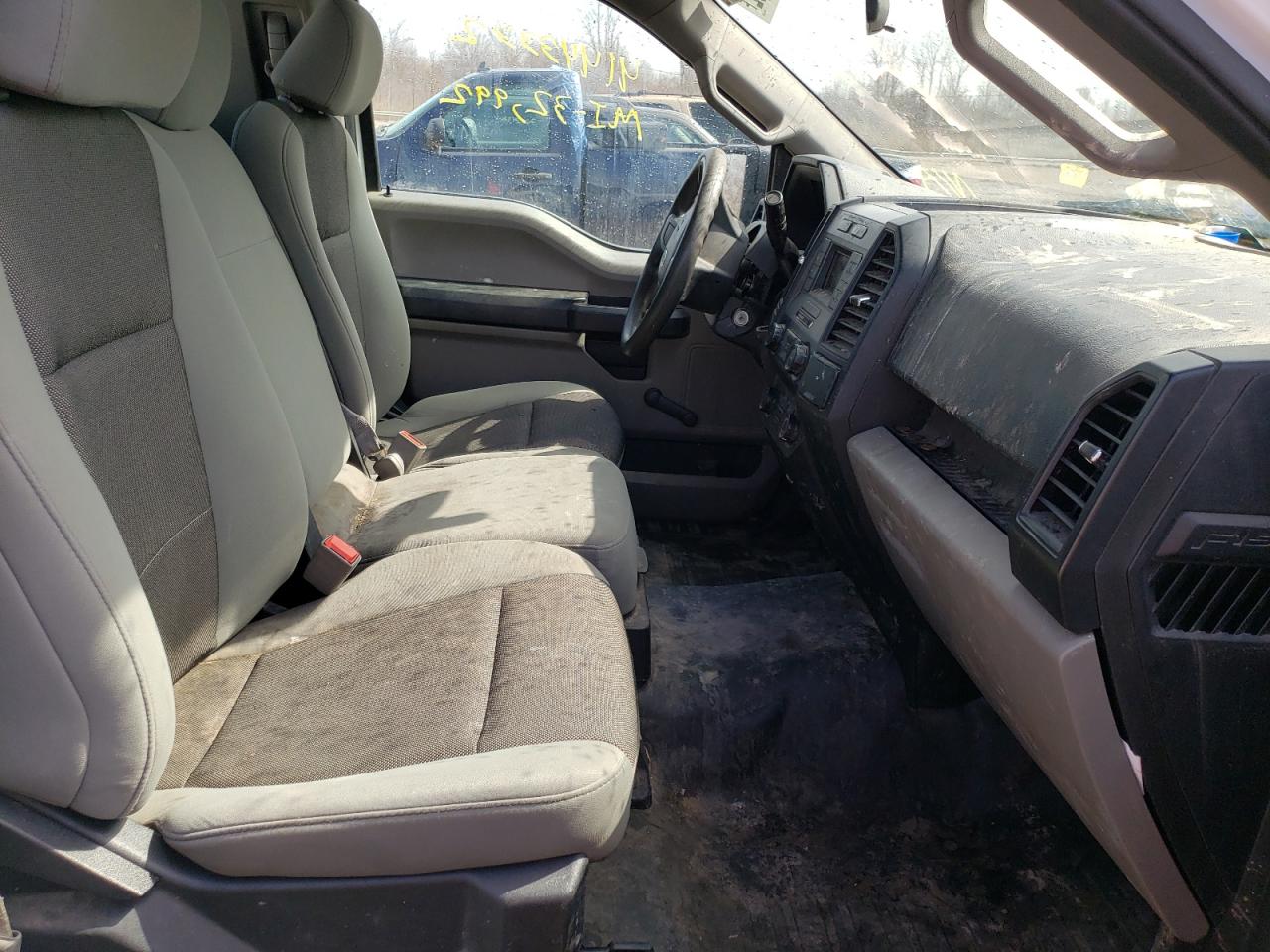 Photo 5 from auction – 2019 FORD F150 with VIN 1FTMF1CB7KKE45670