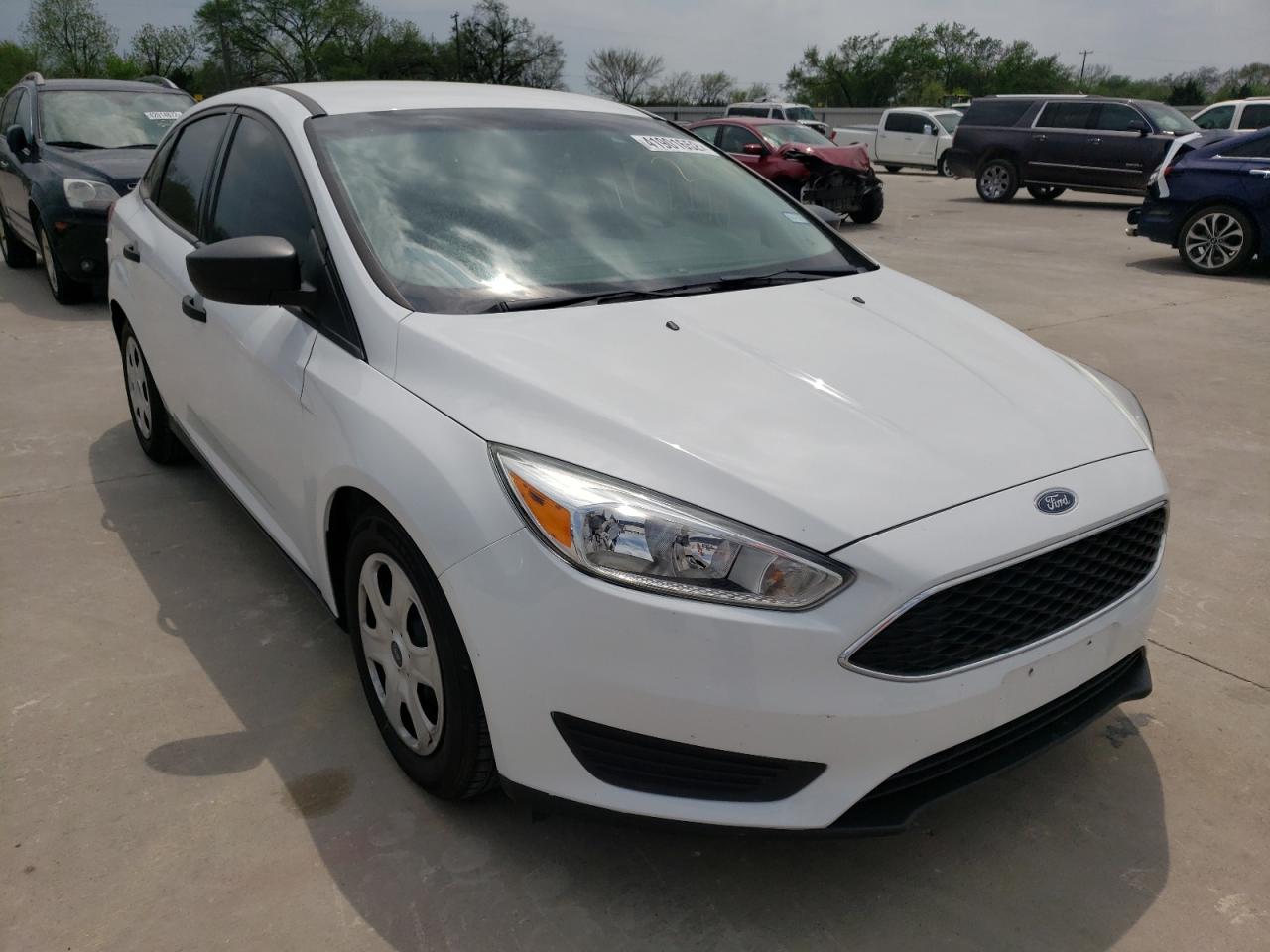 FORD FOCUS S 2015 with VIN 1FADP3E29FL219979 - Photo from auction
