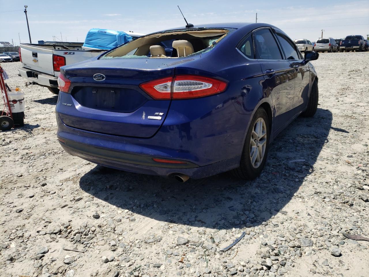 Photo 4 from auction – 2013 FORD FUSION SE with VIN 3FA6P0HR0DR237754