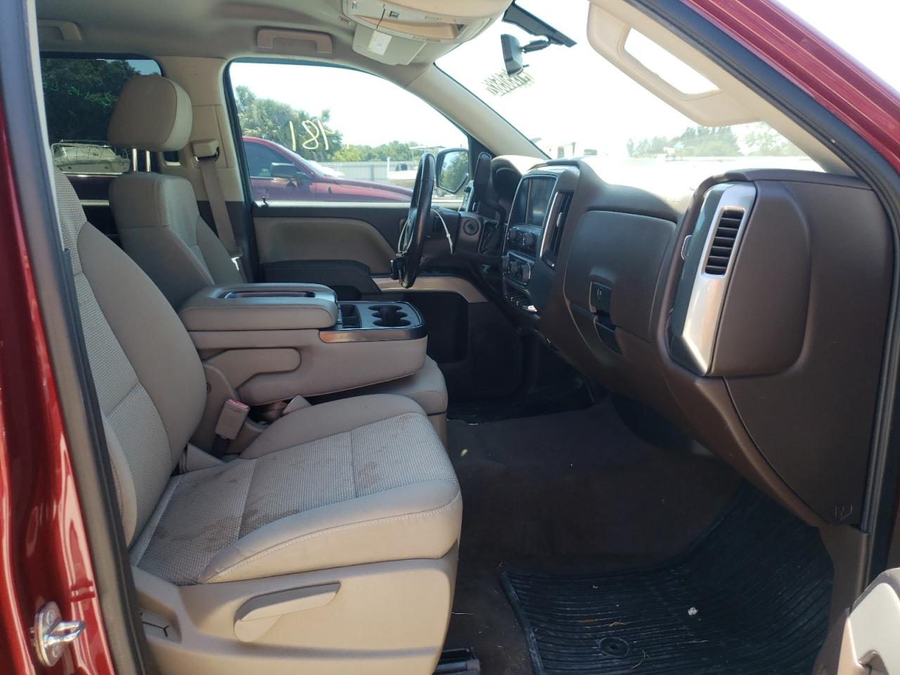Photo 5 from auction – 2015 CHEVROLET SILVERADO with VIN 3GCUKREC7FG252075