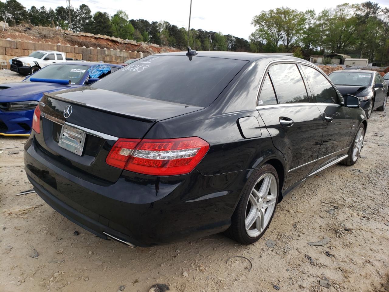 Photo 4 from auction – 2012 MERCEDES-BENZ E 350 with VIN WDDHF5KB2CA648263