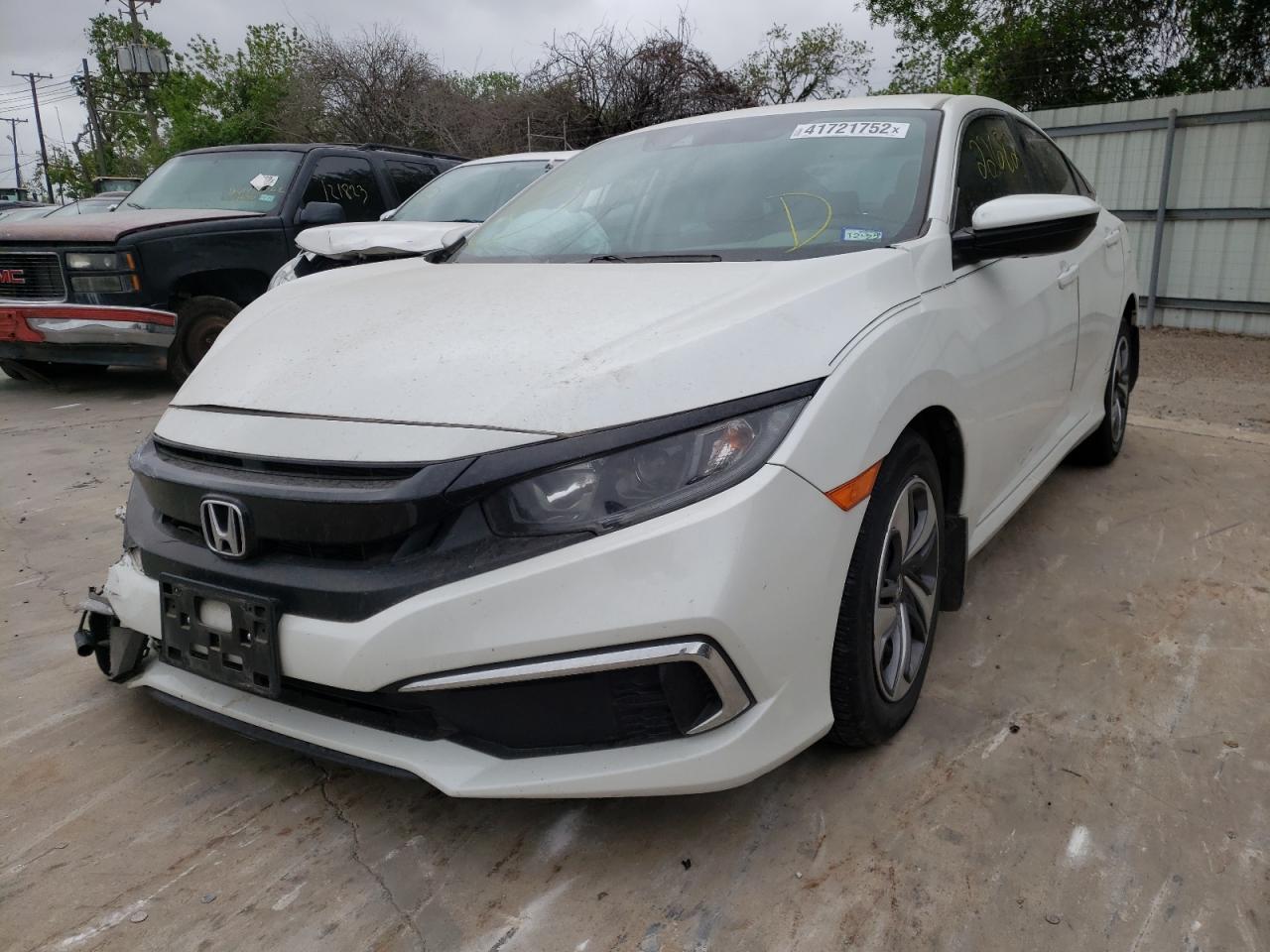 Photo 2 from auction – 2019 HONDA CIVIC LX with VIN 2HGFC2F60KH606245