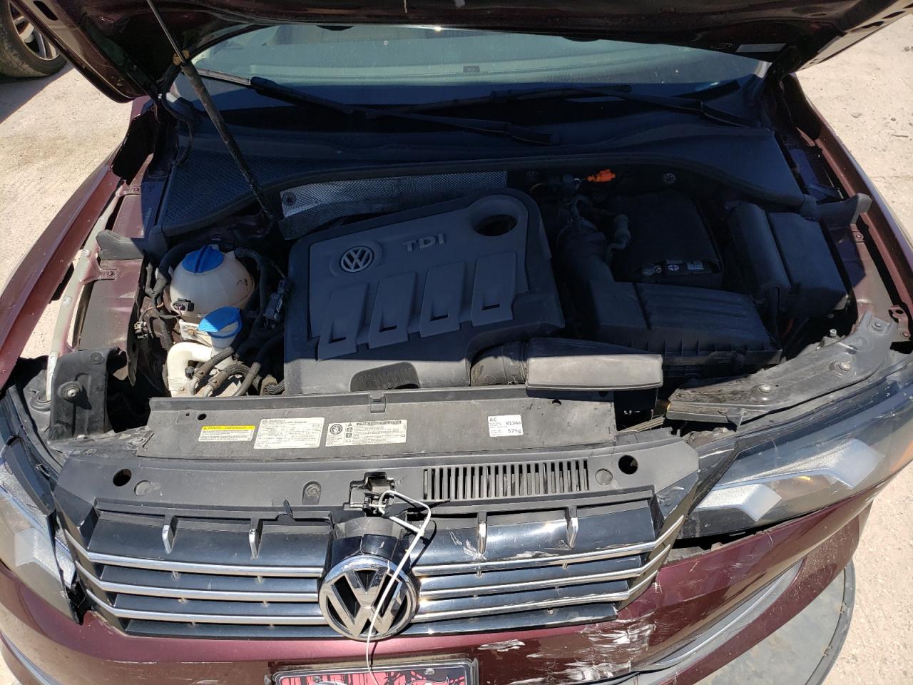 Photo 7 from auction – 2014 VOLKSWAGEN PASSAT SEL with VIN 1VWCN7A32EC093302