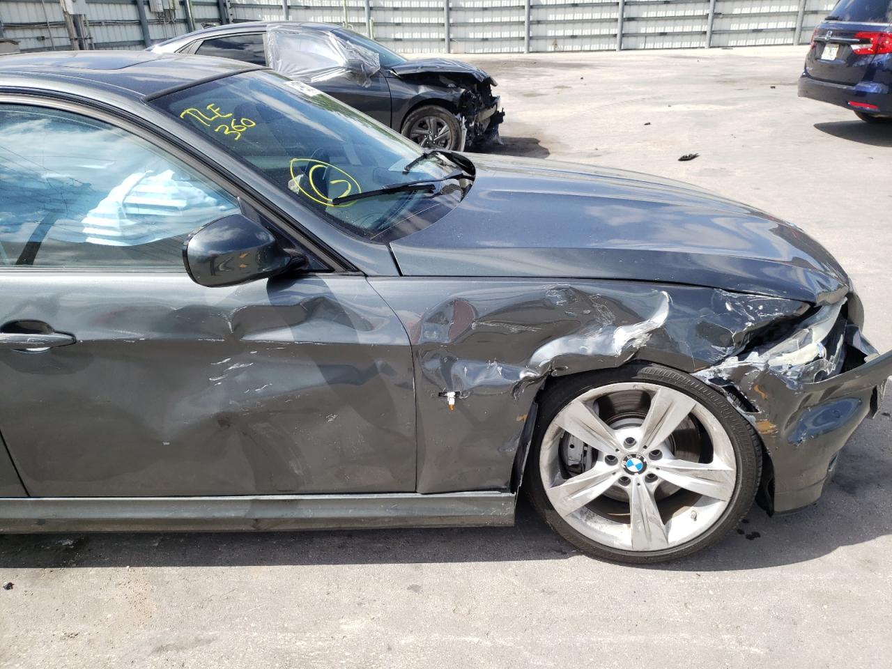 Photo 9 from auction – 2011 BMW 335 I with VIN WBAPM5C5XBE577600