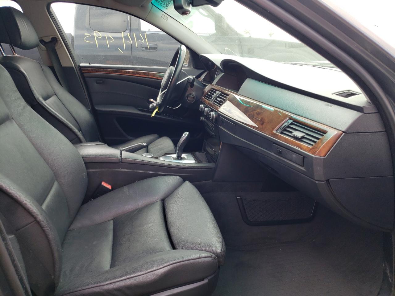 Photo 5 from auction – 2008 BMW 528 I with VIN WBANU53558CT17293