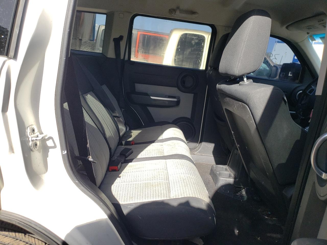Photo 6 from auction – 2007 DODGE NITRO SLT with VIN 1D8GU58K87W557219