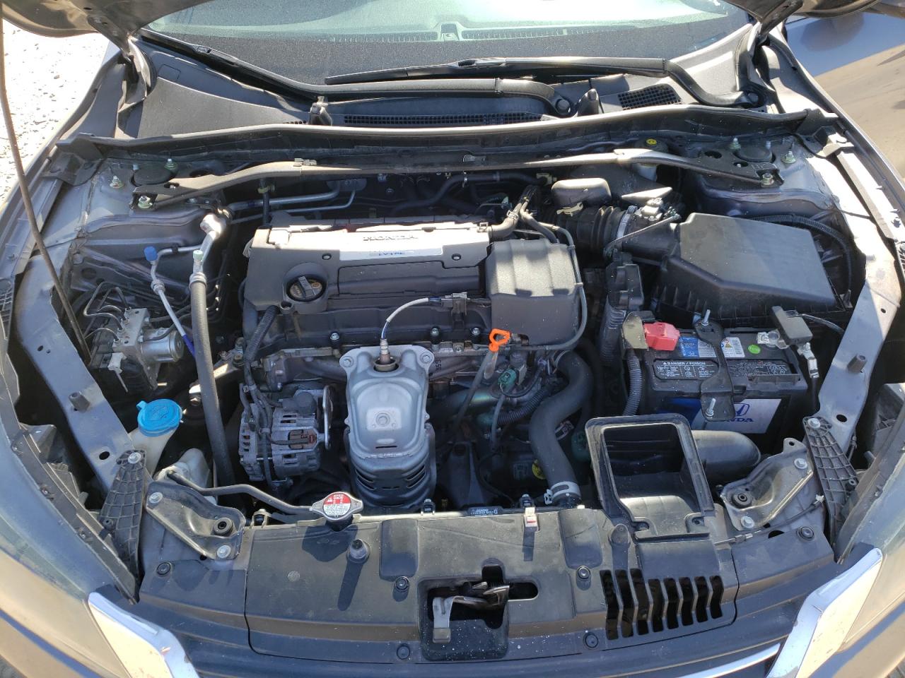 Photo 7 from auction – 2014 HONDA ACCORD EXL with VIN 1HGCR2F82EA221825