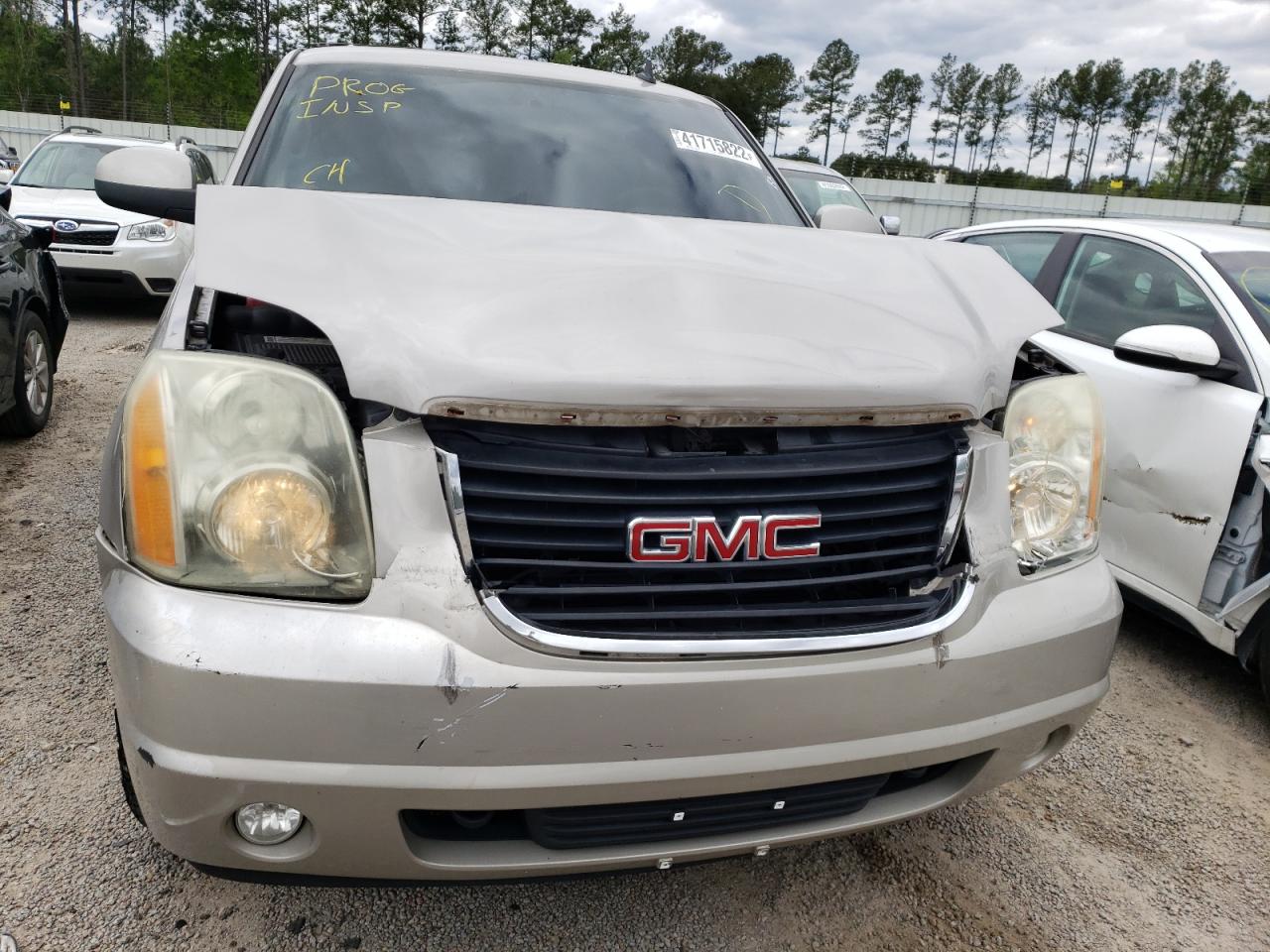 Photo 7 from auction – 2007 GMC YUKON with VIN 1GKFC13J97J264354