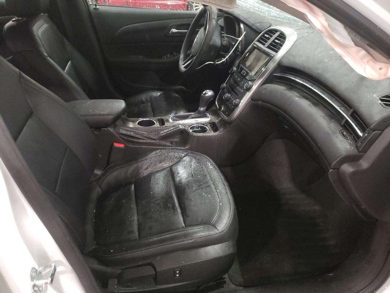 Photo 5 from auction – 2015 CHEVROLET MALIBU 2LT with VIN 1G11D5SL3FF297731