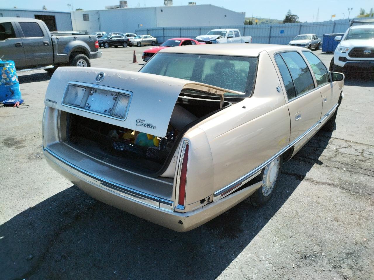 Photo 4 from auction – 1996 CADILLAC DEVILLE with VIN 1G6KD52Y3TU292966