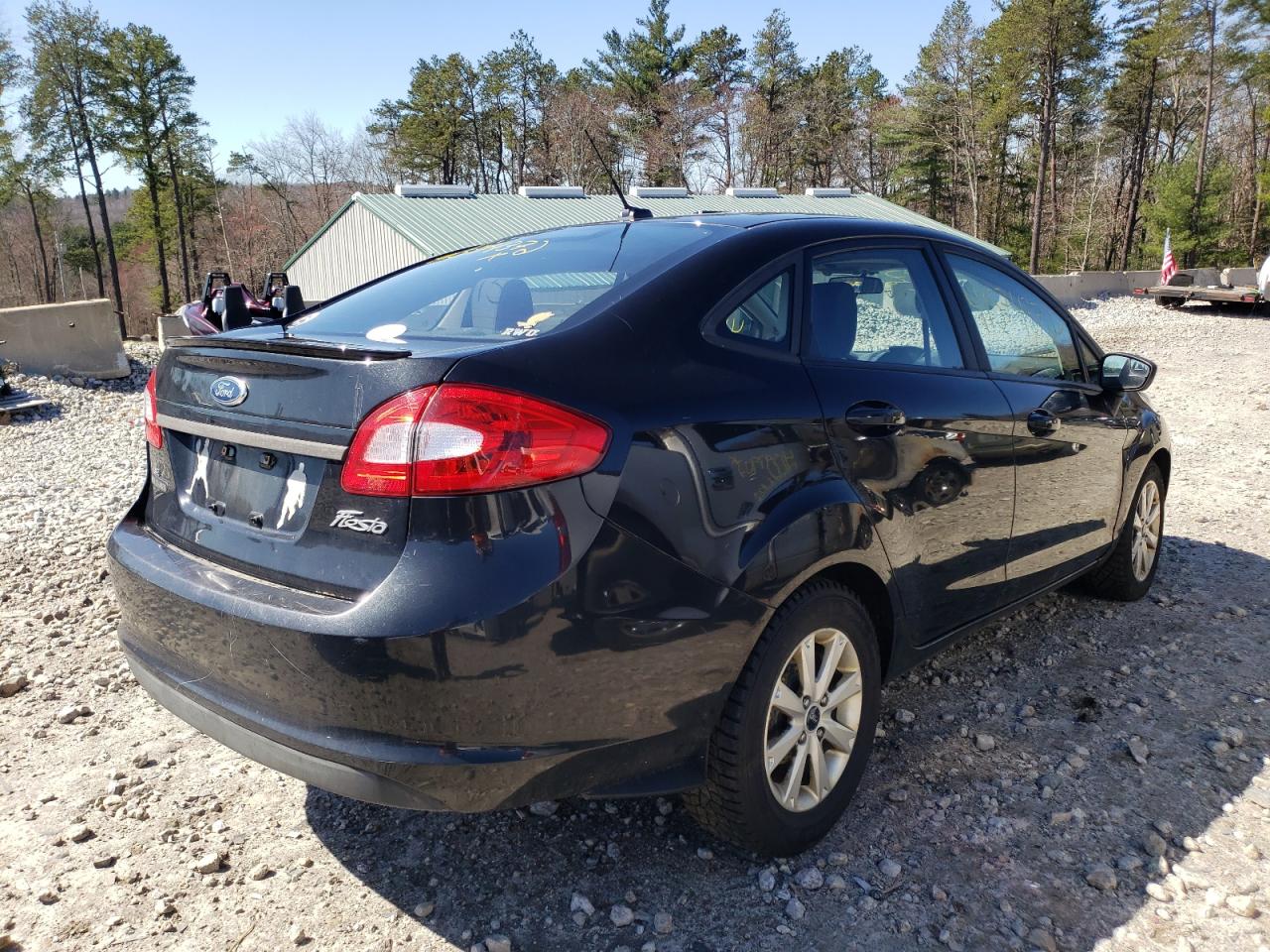 Photo 4 from auction – 2011 FORD FIESTA SE with VIN 3FADP4BJ3BM169588