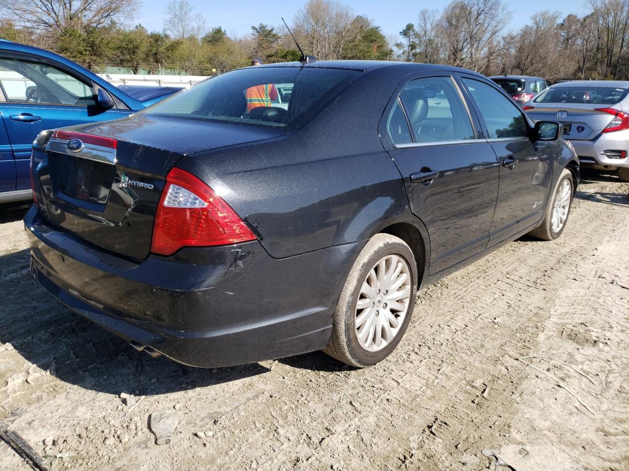 Photo 4 from auction – 2012 FORD FUSION HYB with VIN 3FADP0L36CR196314