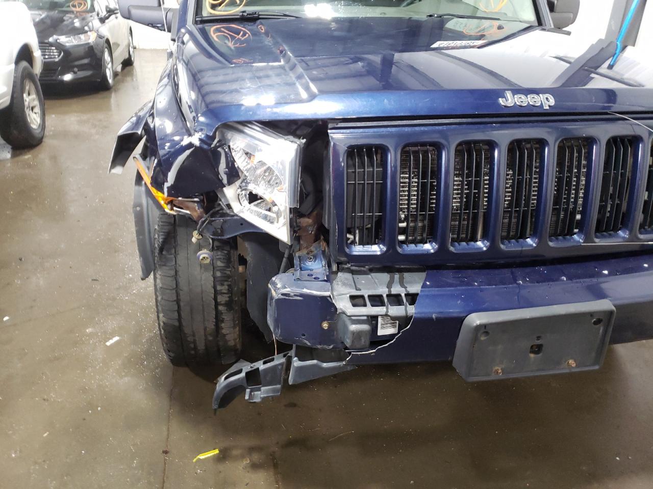 Photo 9 from auction – 2006 JEEP COMMANDER with VIN 1J8HG48N66C228719