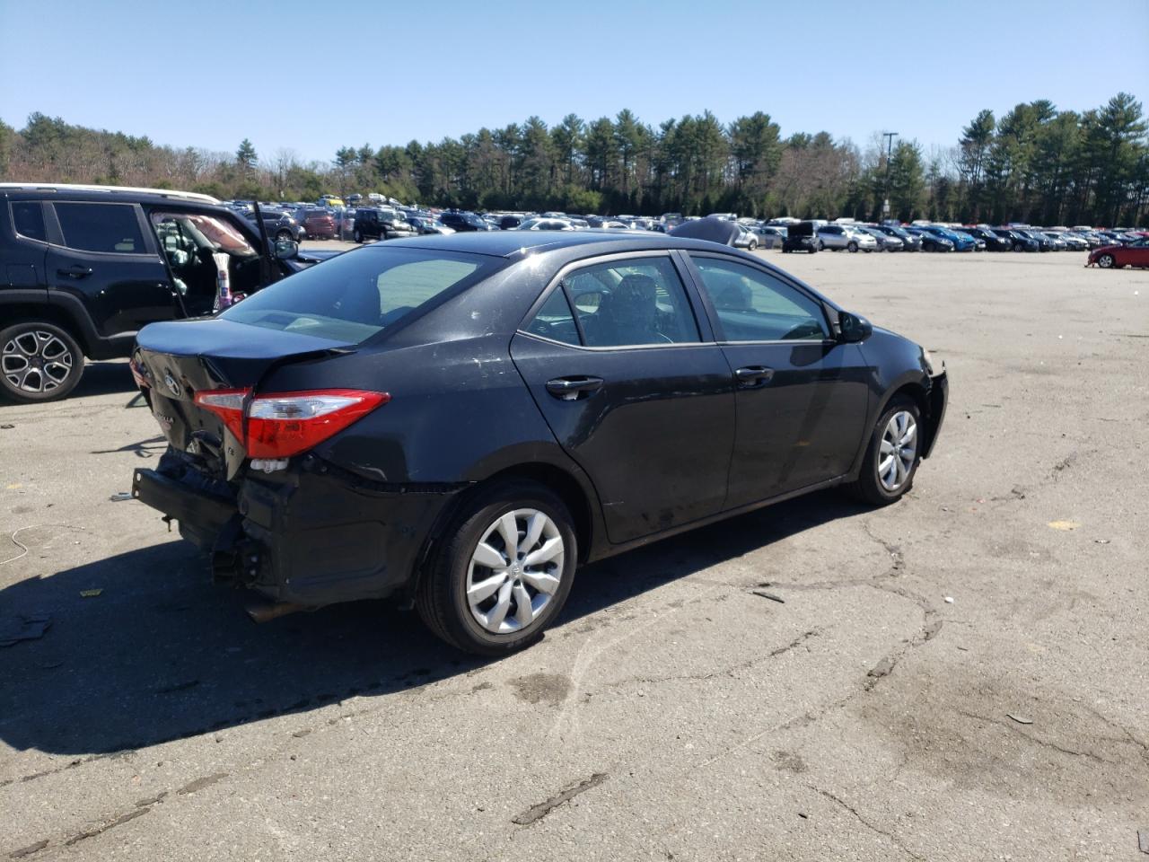 Photo 4 from auction – 2014 TOYOTA COROLLA L with VIN 2T1BURHE8EC103729
