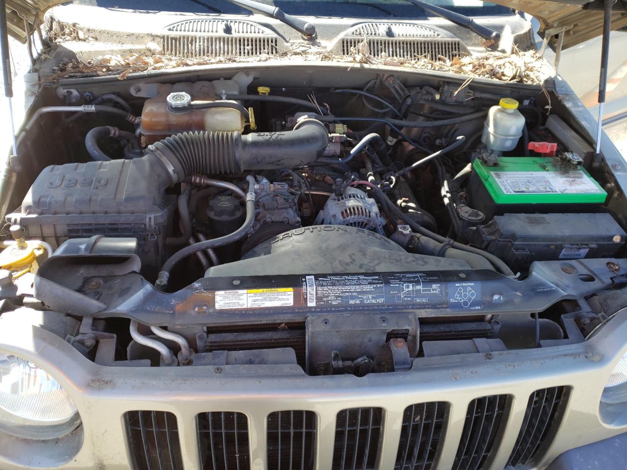 Photo 7 from auction – 2004 JEEP LIBERTY SP with VIN 1J4GL48K64W303459
