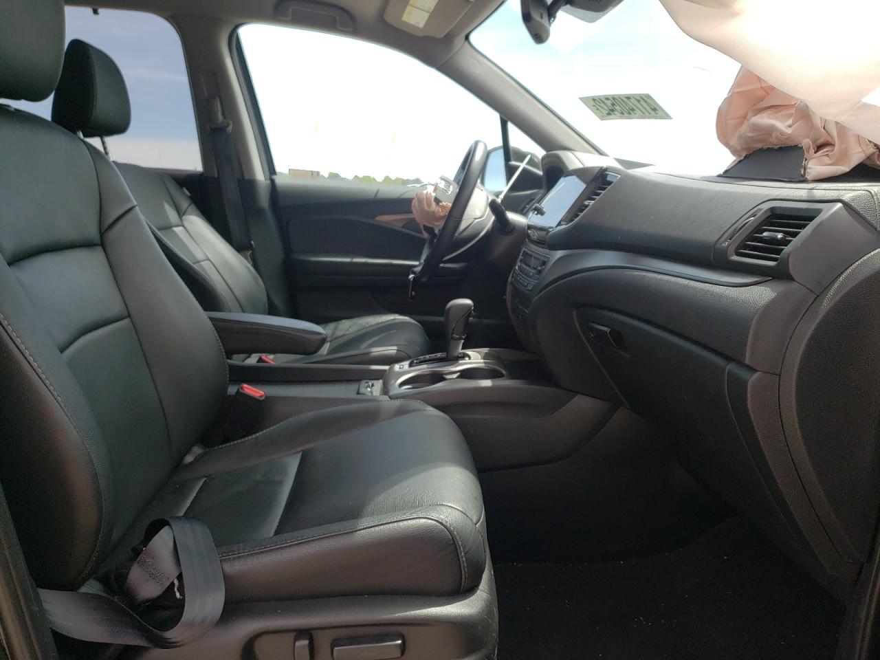 Photo 5 from auction – 2019 HONDA PILOT EXL with VIN 5FNYF5H41KB036015