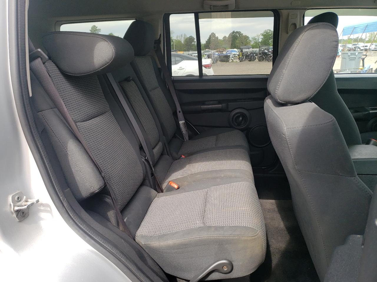 Photo 6 from auction – 2008 JEEP COMMANDER with VIN 1J8HG48N28C155335