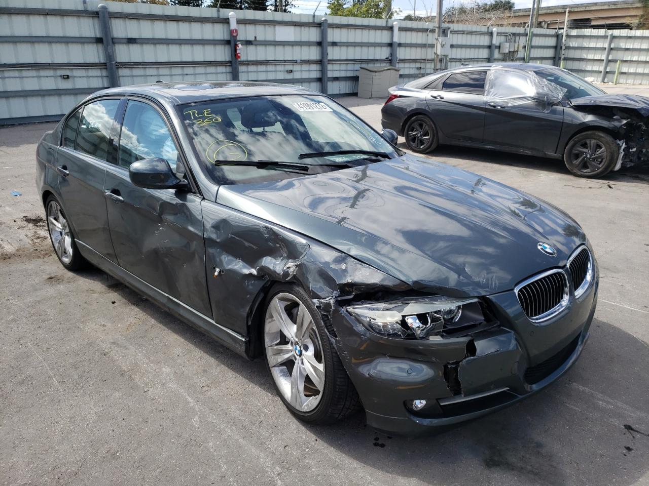 BMW 335 I 2011 with VIN WBAPM5C5XBE577600 - Photo from auction