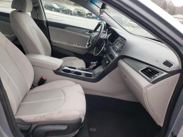 Photo 5 from auction – 2017 HYUNDAI SONATA SE with VIN 5NPE24AF3HH561155