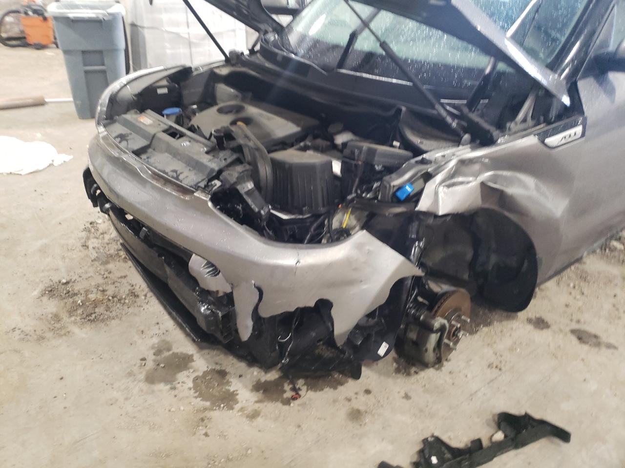 Photo 9 from auction – 2016 KIA SOUL + with VIN KNDJP3A50G7321386