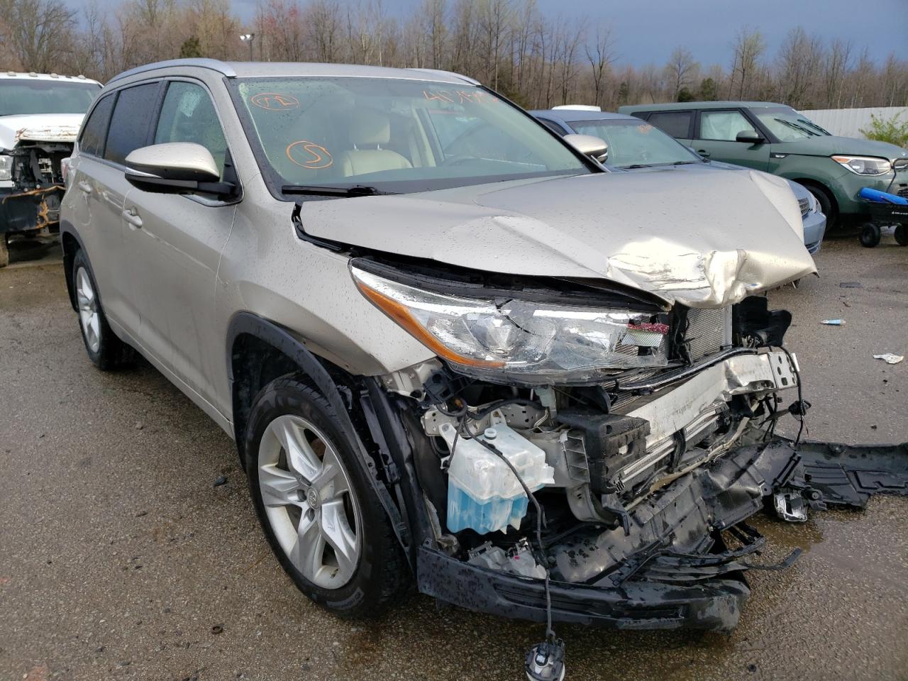 TOYOTA HIGHLANDER 2014 with VIN 5TDDKRFH0ES055159 - Photo from auction