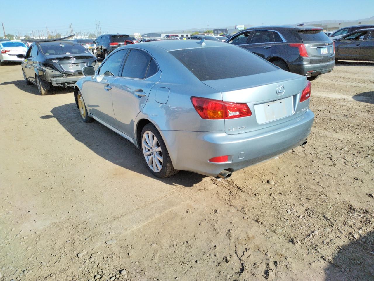 Foto 3 de la subasta – 2008 LEXUS IS 250 con VIN JTHCK262X85025612