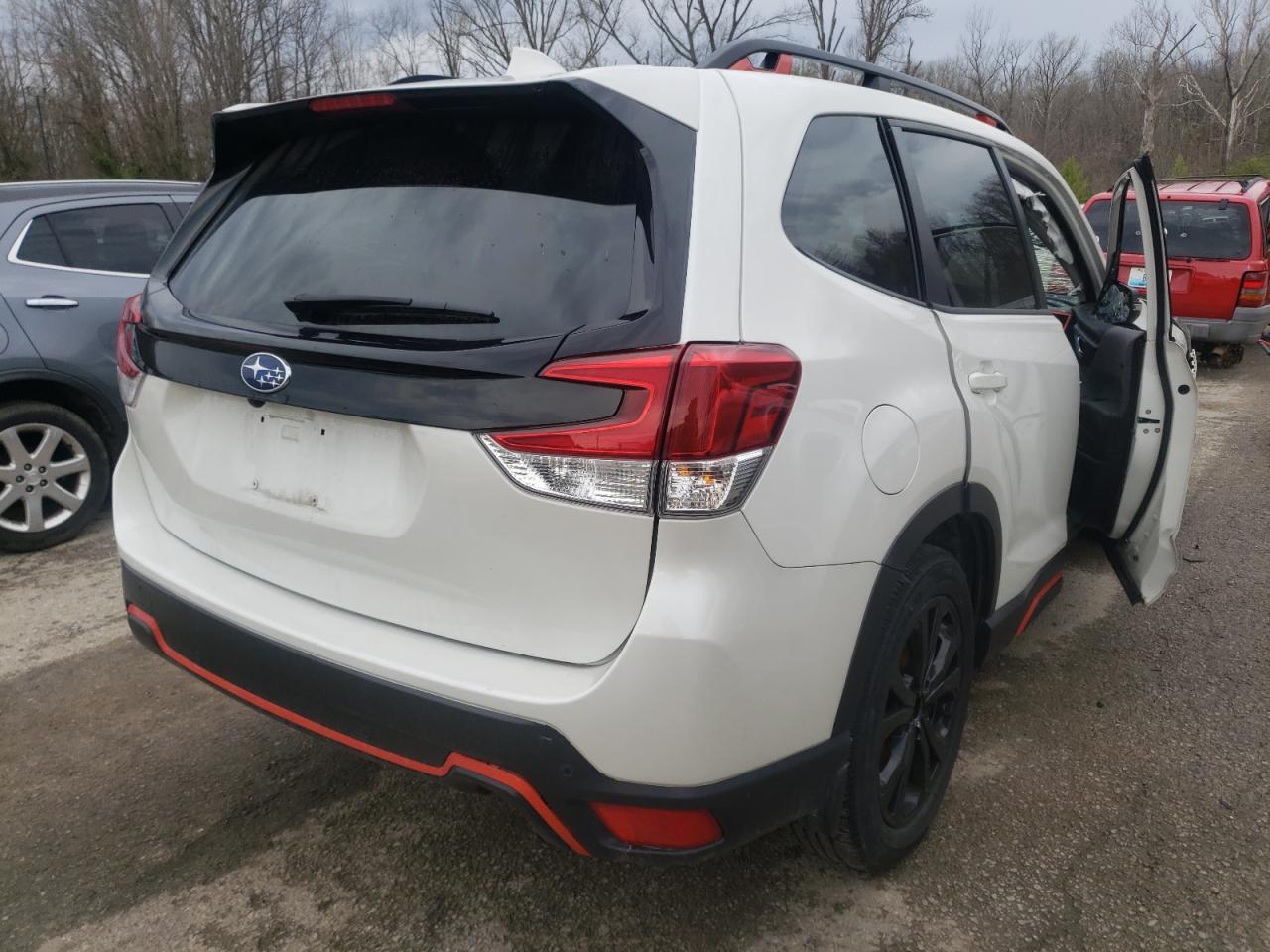 Photo 4 from auction – 2019 SUBARU FORESTER S with VIN JF2SKAKC4KH579662