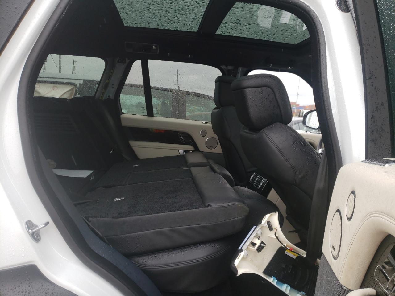 Photo 6 from auction – 2021 LAND ROVER RANGE ROVE with VIN SALGS2RUXMA434817