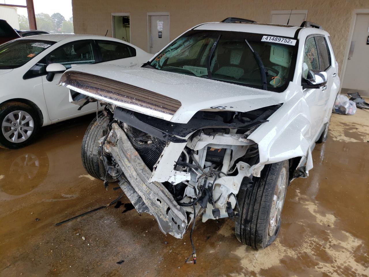 Photo 2 from auction – 2010 GMC TERRAIN SL with VIN 2CTFLHEY4A6262924