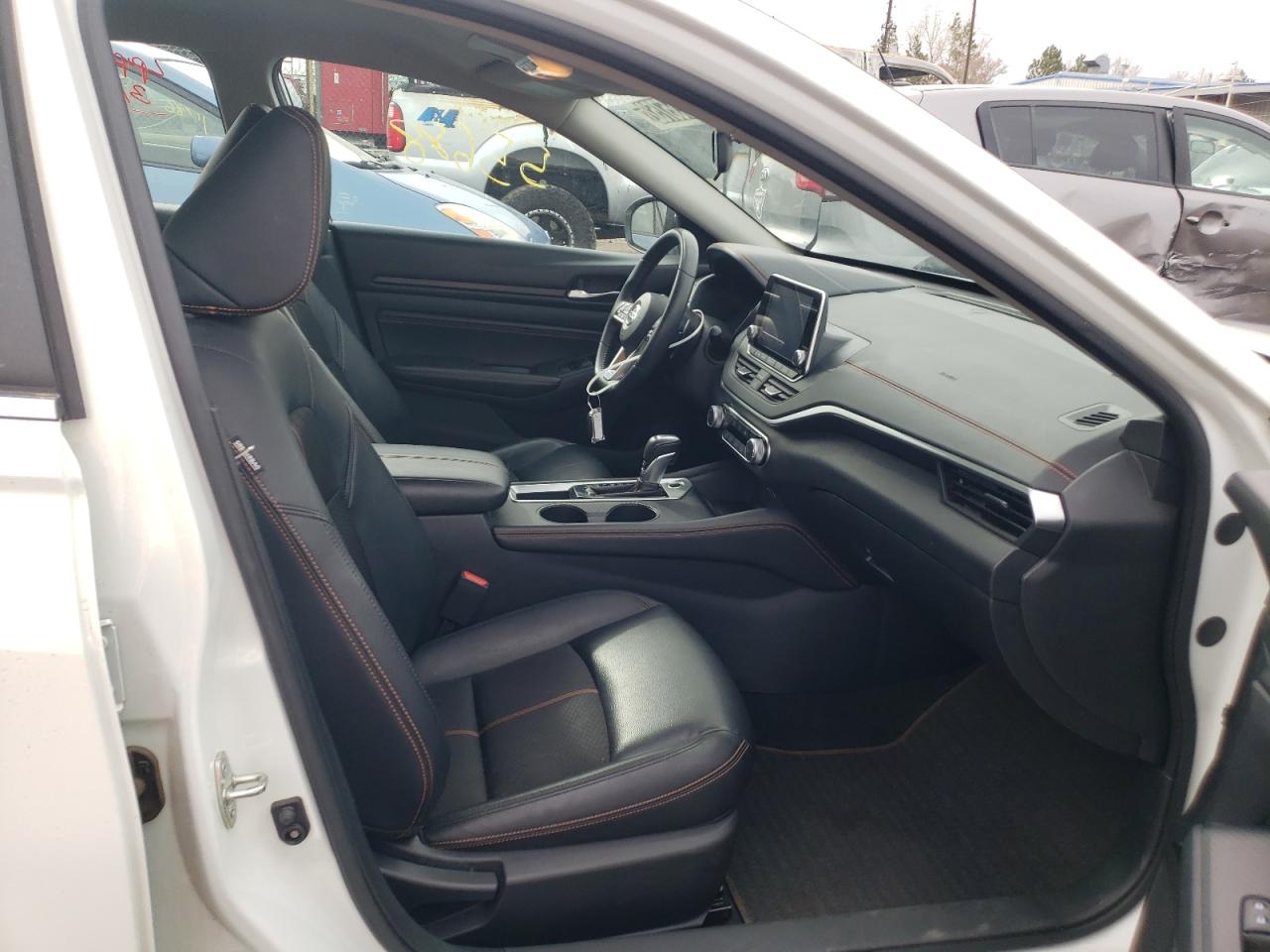 Photo 5 from auction – 2020 NISSAN ALTIMA SR with VIN 1N4BL4CV2LC225849