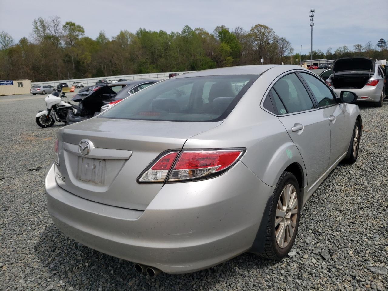 Photo 4 from auction – 2010 MAZDA 6 I with VIN 1YVHZ8CH0A5M06738