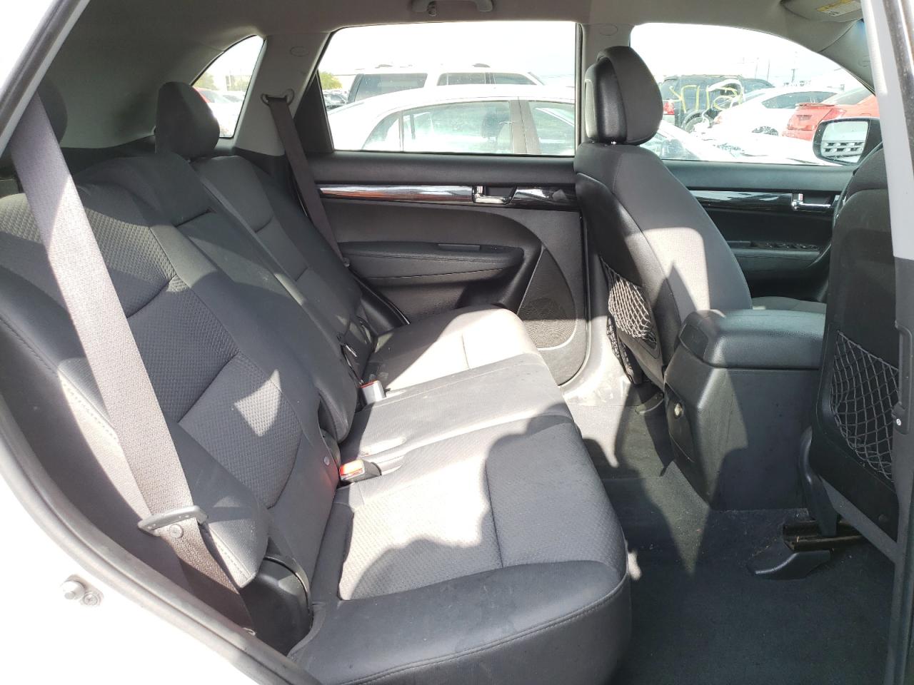 Photo 6 from auction – 2012 KIA SORENTO BA with VIN 5XYKT3A14CG215985