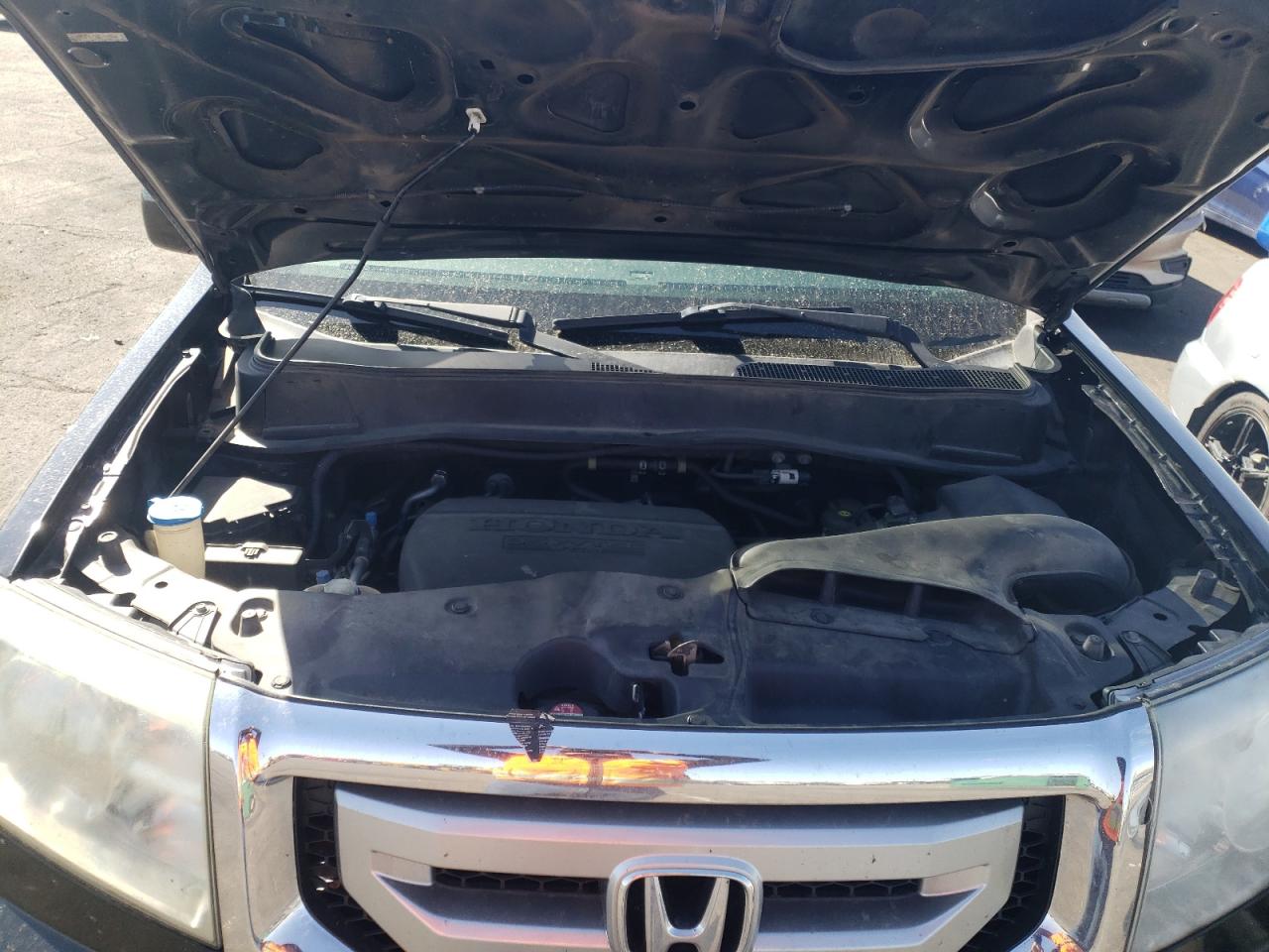 Photo 7 from auction – 2011 HONDA PILOT EXL with VIN 5FNYF4H52BB092984