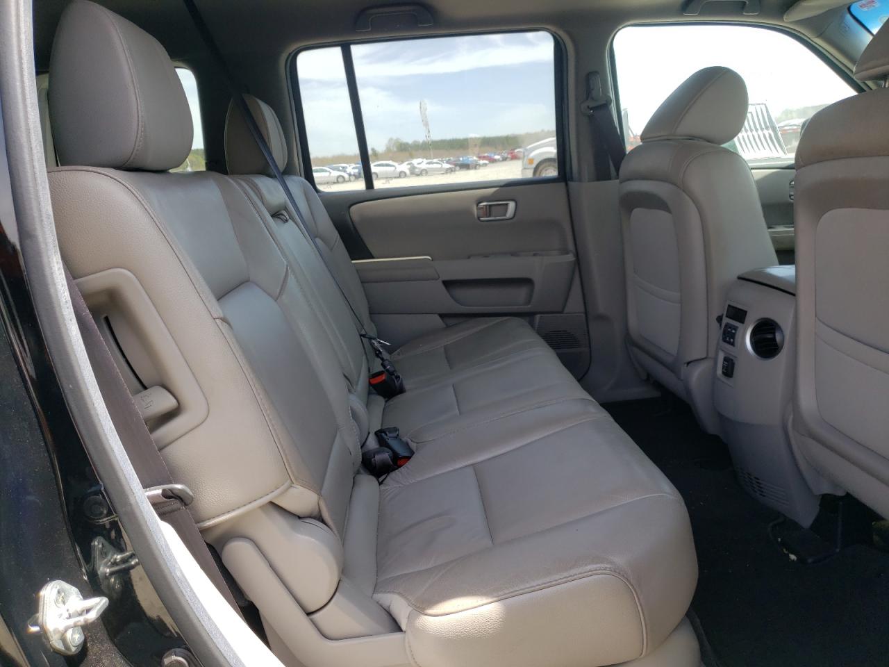 Photo 6 from auction – 2012 HONDA PILOT EXL with VIN 5FNYF3H54CB015187