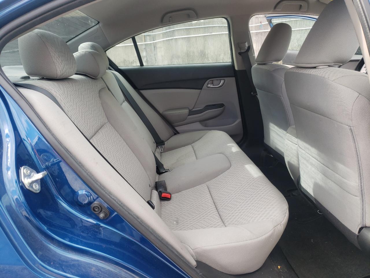 Photo 6 from auction – 2015 HONDA CIVIC LX with VIN 19XFB2F51FE086812