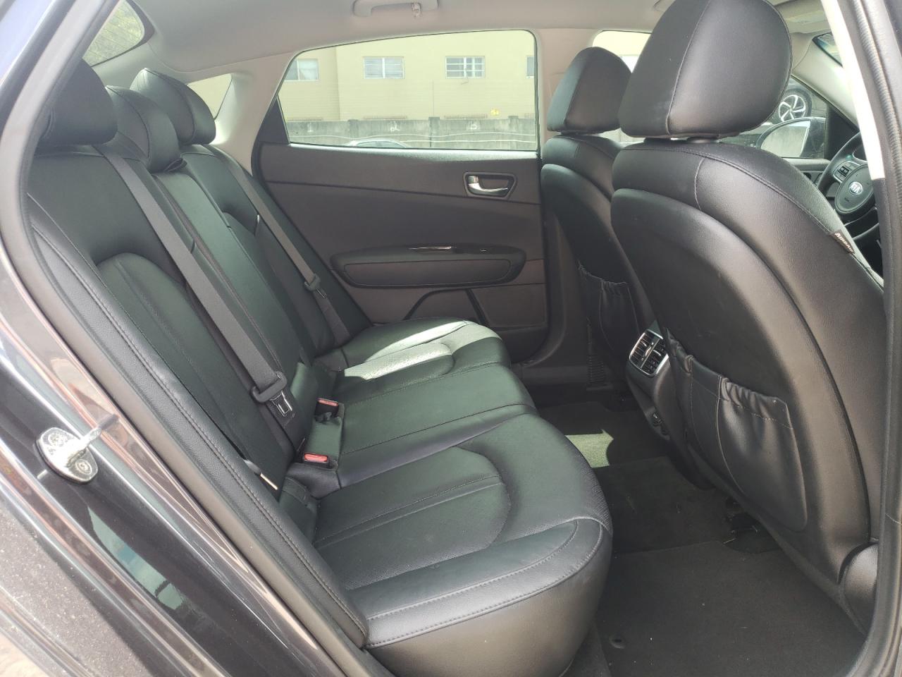 Photo 6 from auction – 2018 KIA OPTIMA EX with VIN 5XXGU4L30JG215877